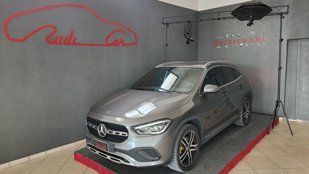 MERCEDES Classe GLA (H247) GLA 200 d Automatic Executive