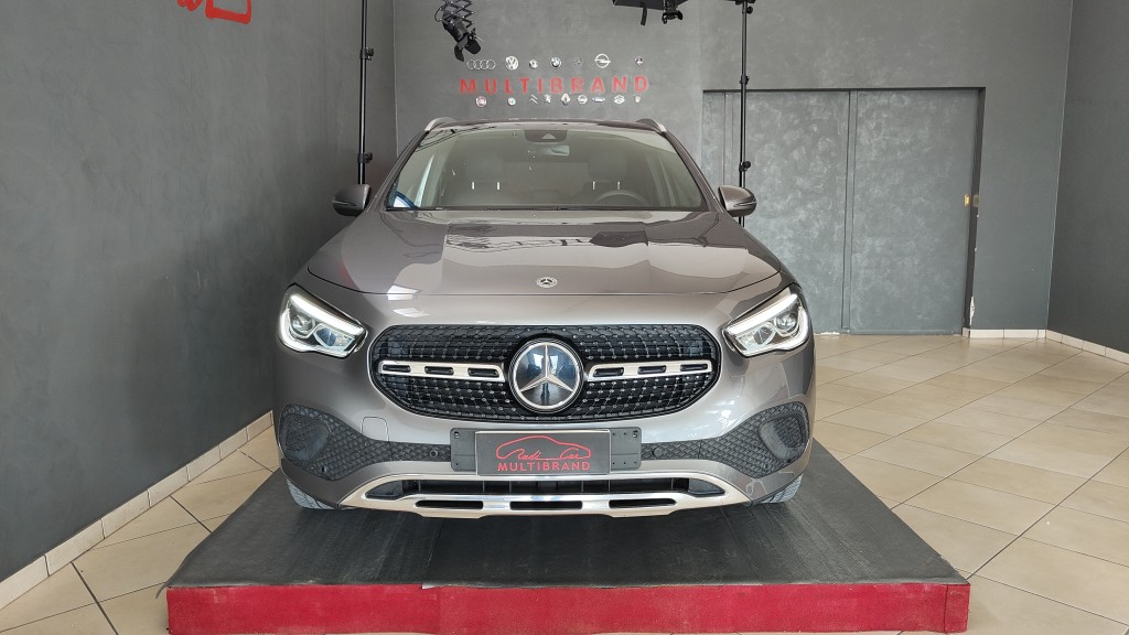 MERCEDES Classe GLA (H247) GLA 200 d Automatic Executive